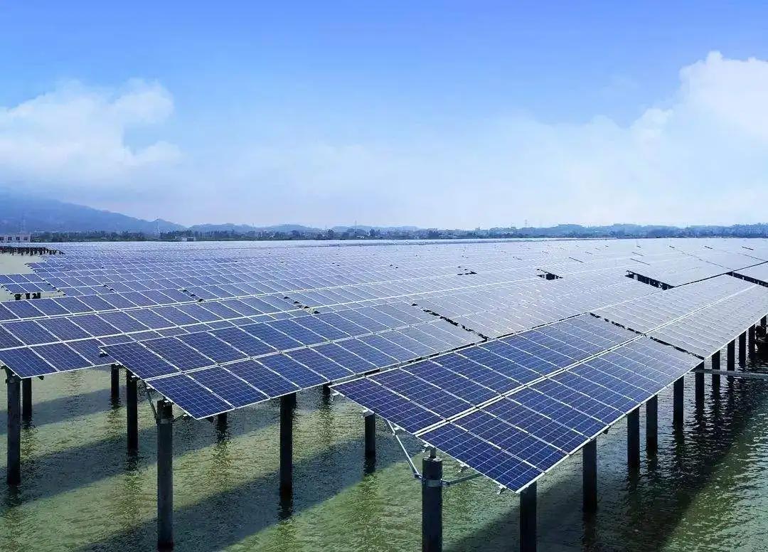 The development of ground photovoltaics is blocked, and India "turns to battle" floating photovoltaics!